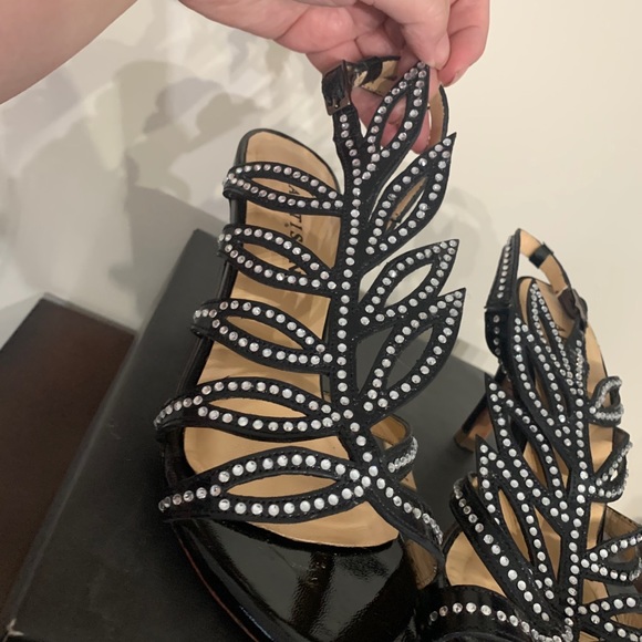 Heels - Picture 5 of 8